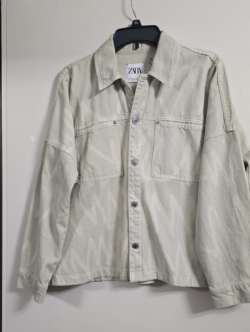 Zara  Light Beige Button-Front Denim Jacket